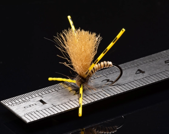 Rubber-legged dry fly Rubber-legged dry fly
