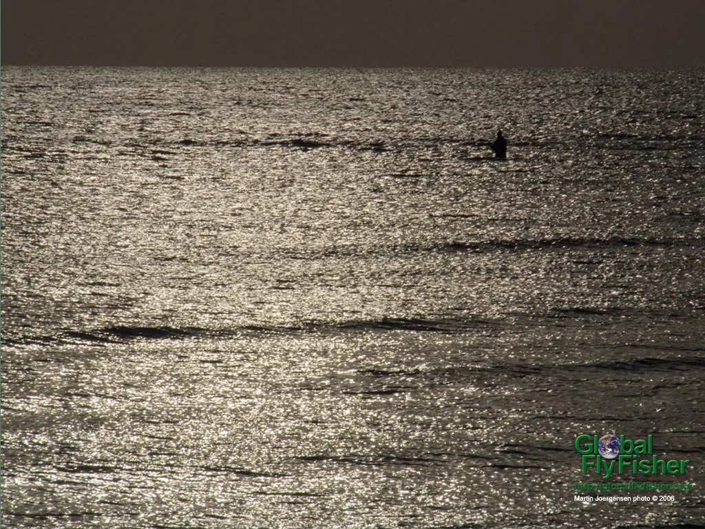 Computer screen wallpaper: Lonely angler on the big water